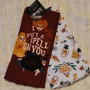 Disney Halloween Hand Towels with Orange, White, Green, and Maroon 100% Cotton